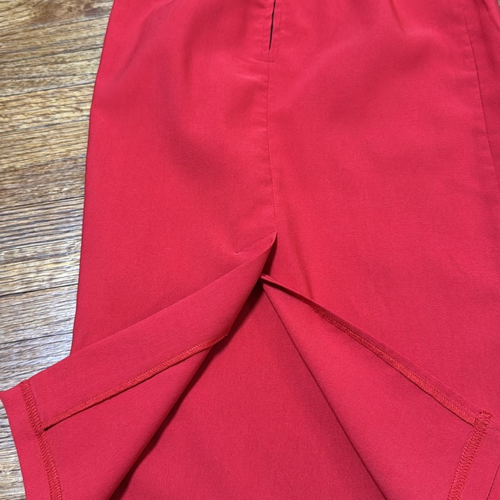 Bettie Page by Tatyana Red Fitted Pencil Dress - Picture 6 of 8